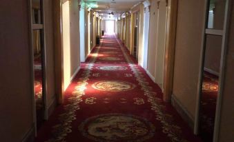 Shang Ba La Hotel