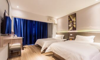 7 Days Inn (Zhongshan Tanzhou Town Market Center)