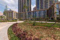 Qingman Boutique Apartment (Jinan Railway Station Daming Lake)