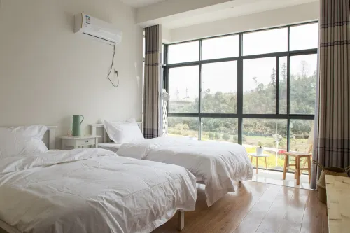 Homesick countryside (Wuyuan County high-speed railway station store) - 2-Star