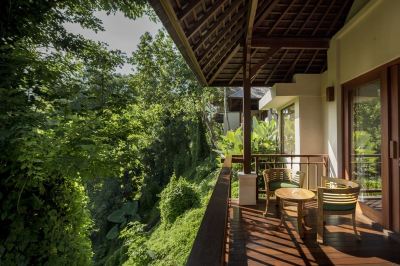 庭 ジャンナタ リゾート アンド スパの写真