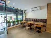 範五老城市飯店 Phu Tho體育場附近的飯店