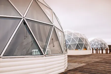 Аврора Вилладж (можно с животными) Отели в г. Кольский район