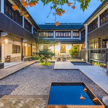 Zhenfengxuan Holiday Courtyard
