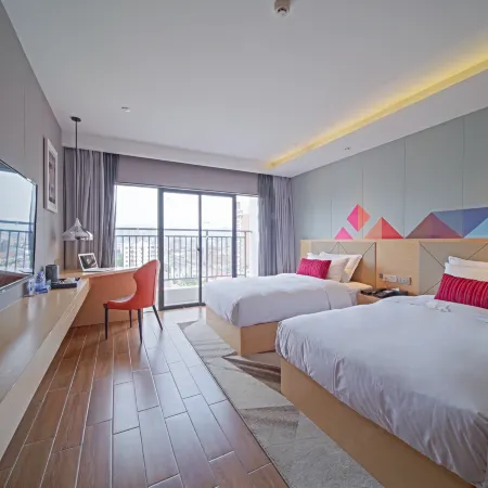 Borrman Hotel (Zhaoqing Sihui Tianguangxu Jade City)