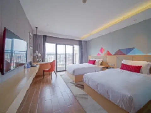 Borrman Hotel (Zhaoqing Sihui Tianguangxu Jade City)