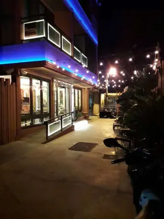 Dreamer Boutique Hotel Отели рядом с достопримечательностью «Sail Rock»