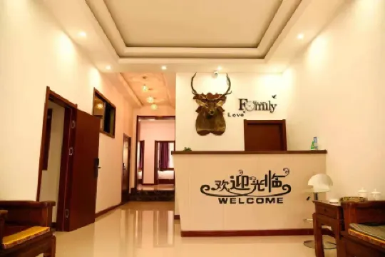 No. 8 Garden Holiday Villa