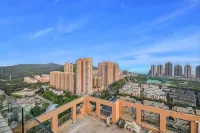 Ayaa International Hotel - vue sur la montagne