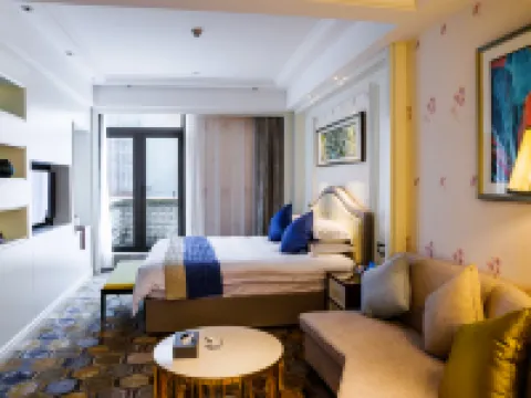 卡洛斯ホテル（青田高速鉄道駅） 青田のホテル