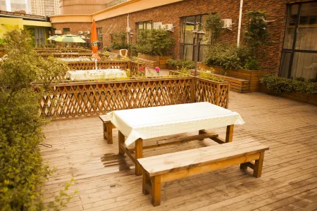 Eaself Hotel Отели рядом с достопримечательностью «Heilongjiang Infotech Profession College (Xueyuan Road)»