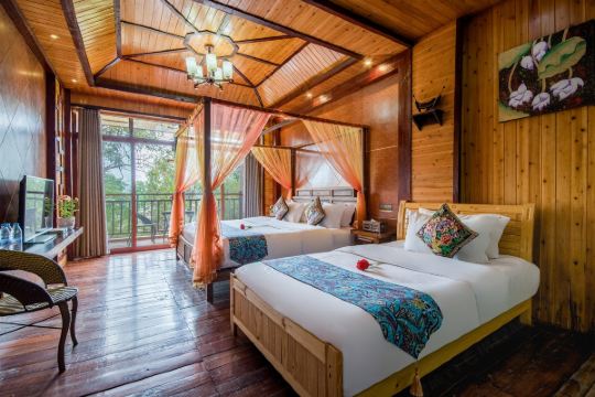 西双版纳傣江风情江景客栈