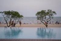 Huizhou China Resources Xiaodao Bay UK Seaview Design Apartment