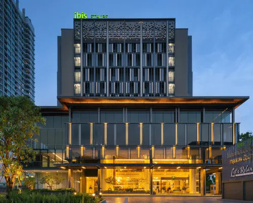 Ibis Styles Bangkok Ratchada Hotels near Siam Niramit