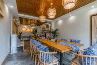 Huajian Xiaozhu Inn - 2-Star