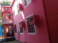 Longhushan Laiping Hostel Hotels near The Cliff Tomb