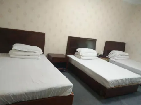 Longyou Longjia Hotel