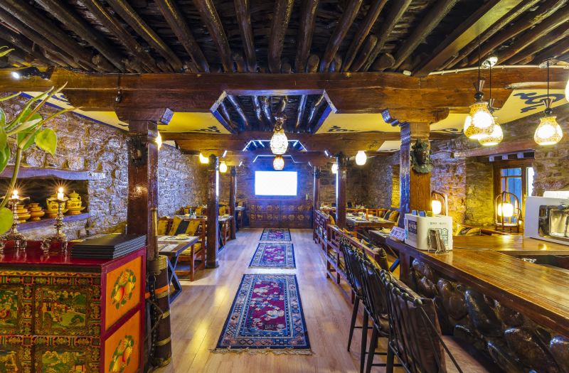 floralhotellincanglhasajokhangtempleoldtown