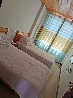 Tiantai Mountain Xinyue Farmhouse Hotels near Jiaguan Passenger Transport Terminal
