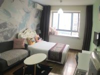 上海WE酒店式公寓 - 城景主题房