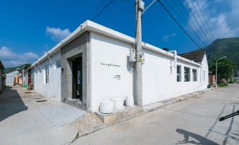 A Home Stay in Qinglong Gorge - Housity