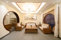 Xiqiao Night Language River View Homestay (Phoenix Ancient City Lijiang Branch) Hotels in Fenghuang