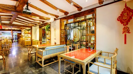 Floral·Wutai Mountain Yi'an Boutique Hotel(Wuye Temple) Отели рядом с достопримечательностью «Jinge Temple»