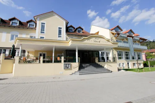 Hotel Dirsch Wellness & Spa Resort Hotels in Greding