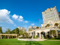 Wyndham Grand Kunming East Hotels near Guandu