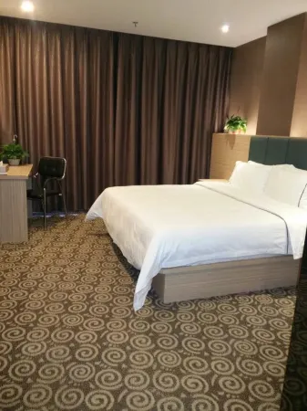 Four Seasons Fashion Hotel Отели рядом со станцией Yunfu East Railway Station