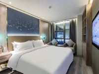 韩尚轻奢酒店(杭州未来科技城店) - 致享大床房