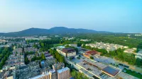 Grand Metropark Nanjing - Mountain view