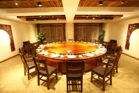Lanting Holiday Hotel فنادق في ويتشانغ