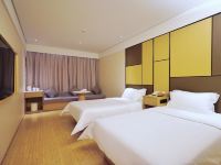 全季酒店(上海虹桥延安西路店) - 高级双床房