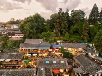 อินน์เยว่กูลัวพักผ่อน โรงแรมใกล้สถานีรถไฟสายตะวันออกลี่เจียง