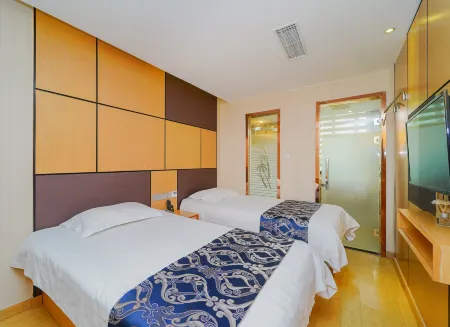 Yayue Collection Hotel (Nanjing Road Pedestrian Street)