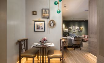 Kuanrong Suites Hotel (taiguli store, Chunxi Road, Chengdu)