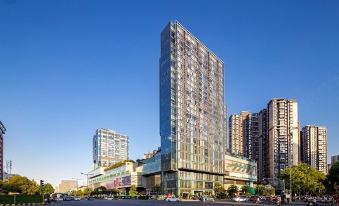 Sam Sky Garden Service Apartment
