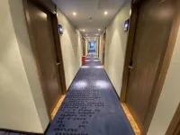 7 Days Premium Hotel (Beijing Xiehe Hospital Wangfujing Subway Station)