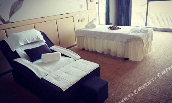Aolan International Hotel