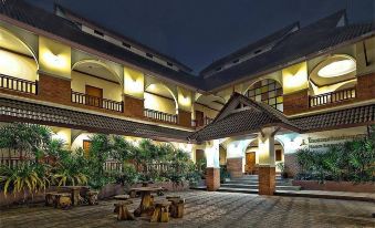 Baan Lanna Hotel