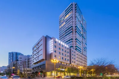 Homeinn Selected Hotel (Harbin Central Avenue Sophia Cathedral) Hotels in Harbin