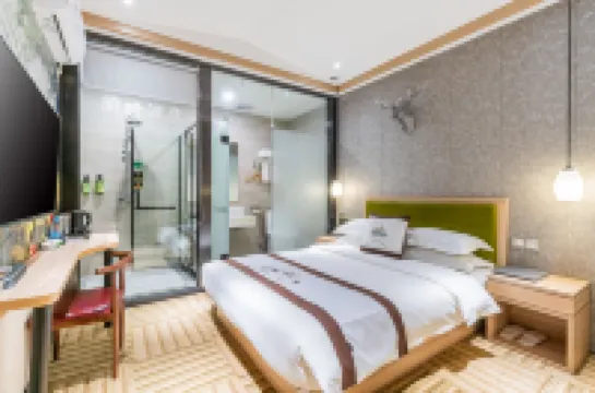 Lante Hotel (Foshan Lingnan Tiandi Zumiao Metro Station Branch)