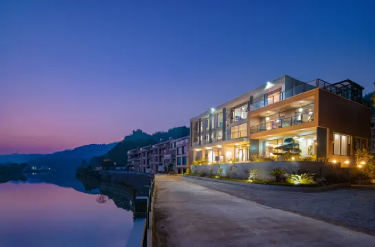 Huisen Huishe Guesthouse