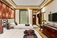 Floral Hotel· blue sky Meijing Hotel (Dukezong Ancient City)