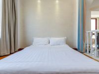东山岛名邦度假公寓 - 海景榻榻米三室一厅