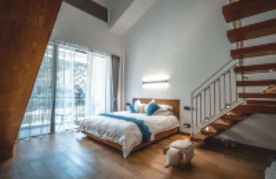 Huyue Ruian Shengjing Zuoshe Boutique Homestay