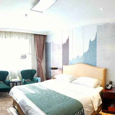 Pucheng Xinglong Hotel