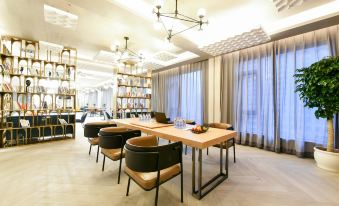 Atour Hotel (Beijing South Railway Station)