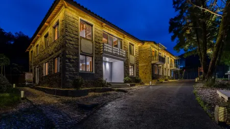 Flower Luxury · Taining Jingjing Tea Culture Resort Hotel